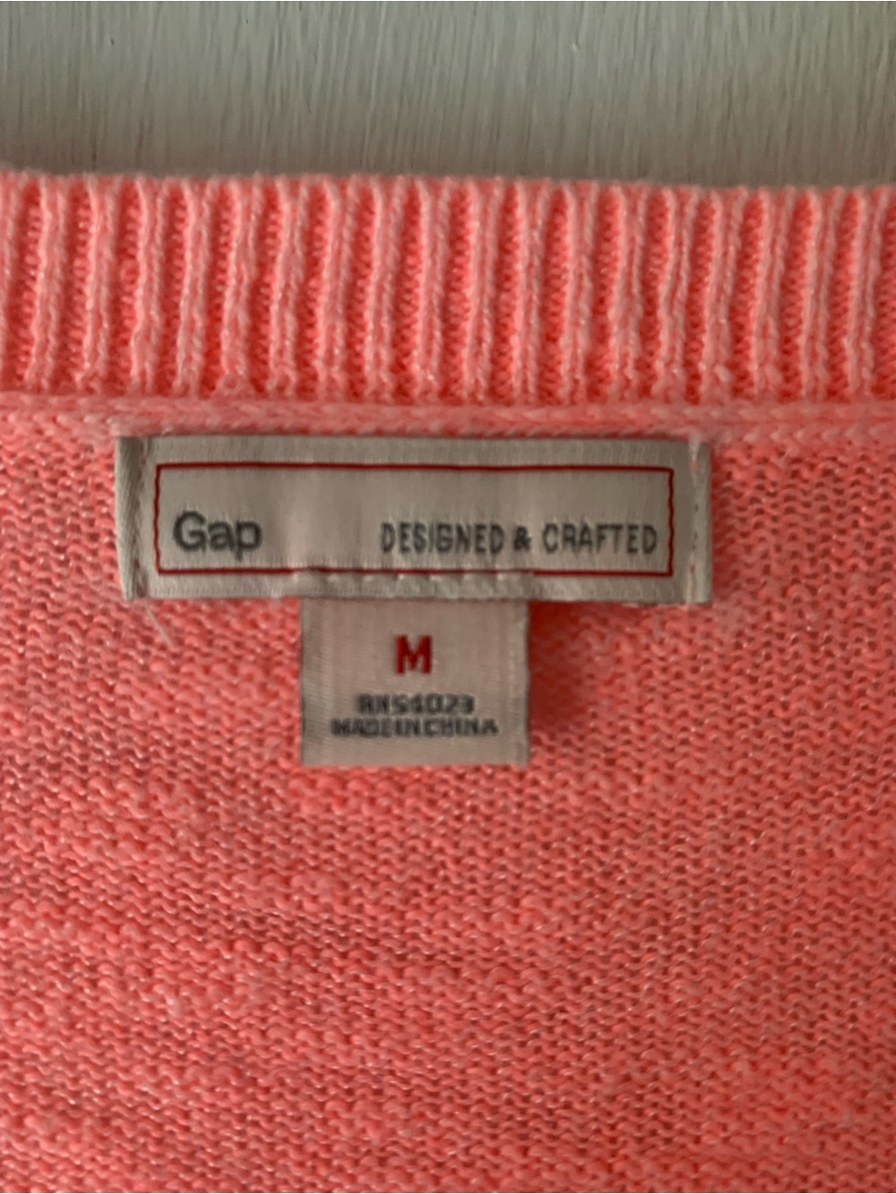 GAP Hot Pink V-Neck Pocket Cotton Rayon Blend Oversize Pullover Sweater M - Picture 3 of 15